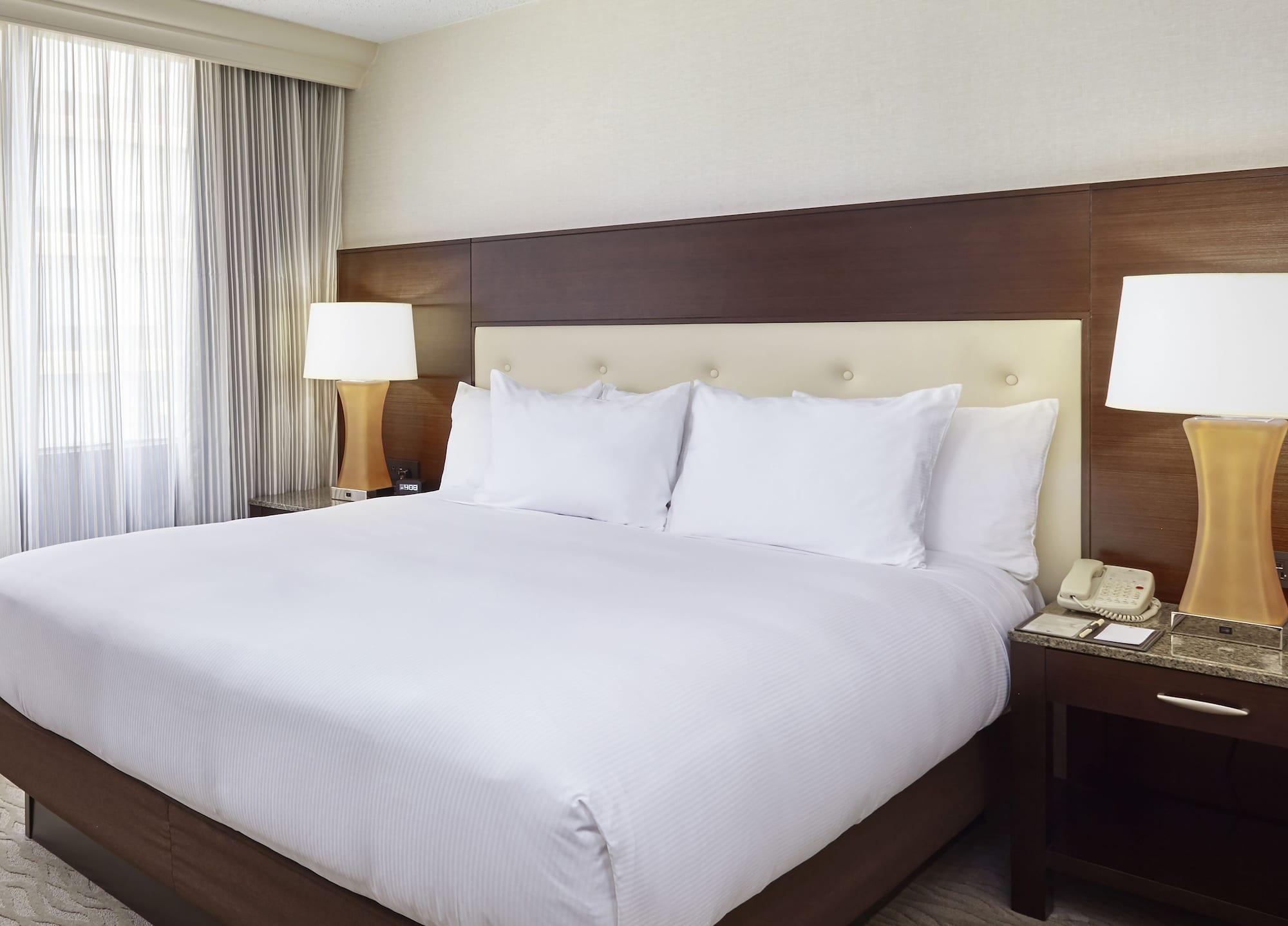 Doubletree By Hilton Washington Dc - Crystal City Arlington Exterior photo